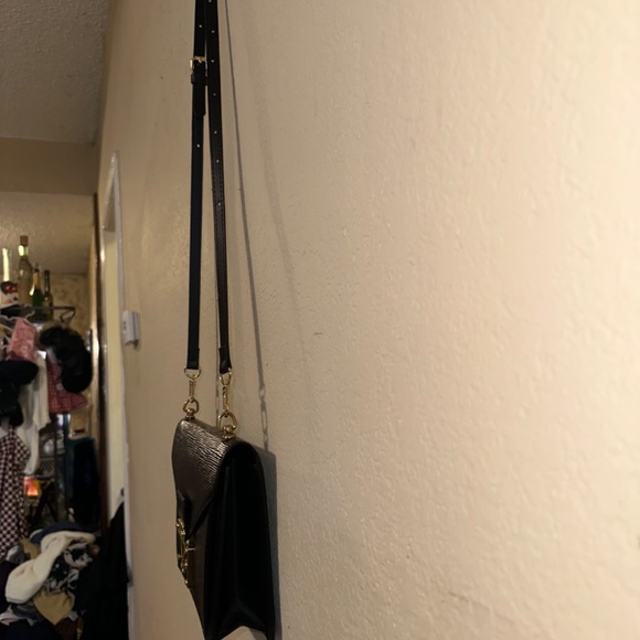 Authentic LOUIS VUITTON Black Ep leather  Pochette Sellier Dragone Clutch - Picture 16 of 16